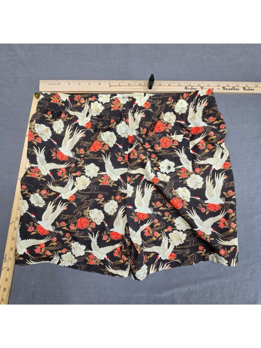 Coast Clothing Mens XL Floral Crane Swim Trunks Board Shorts Black Red Beige - Picture 4 of 4